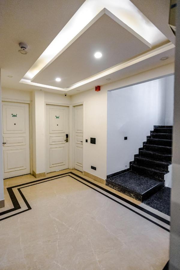 Hotel Mayur At Cr Park ניו דלהי מראה חיצוני תמונה