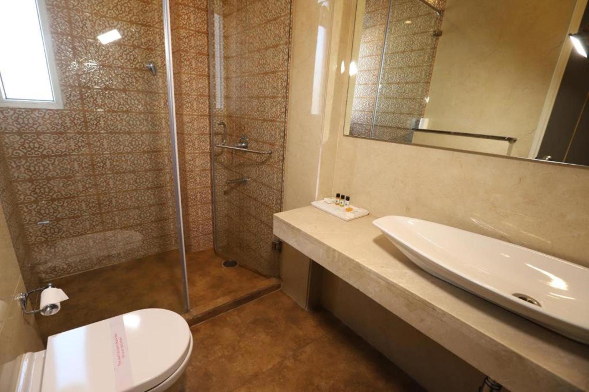 Hotel Mayur At Cr Park ניו דלהי מראה חיצוני תמונה